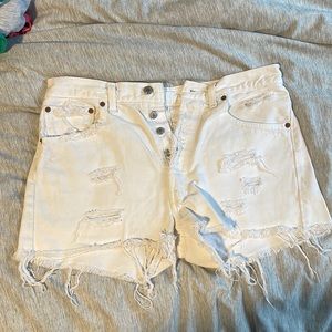 Vintage Levi’s 501 cutoff shorts, 33/32